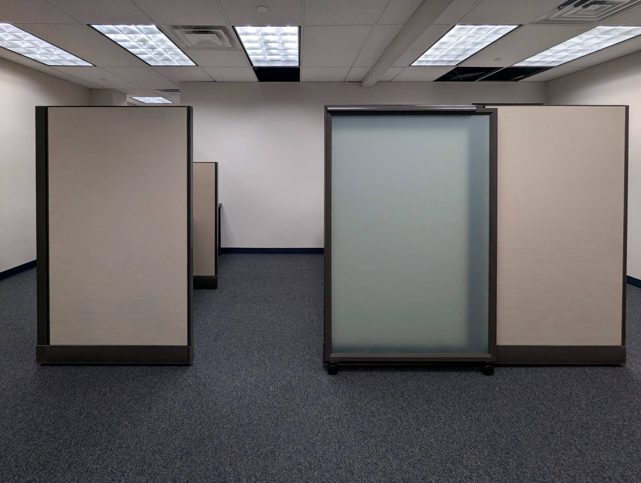 Cubicle sliding doors 490 3 Cubicle sliding doors 490 3